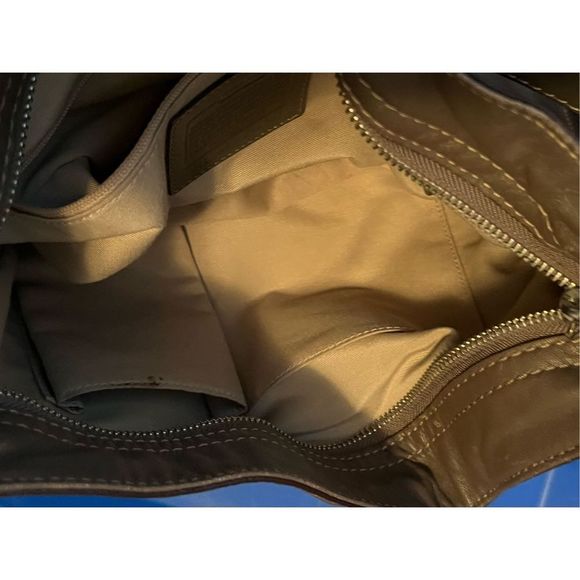 Coach Leather Hobo Shoulder Bag/Purse #L0920-F14707, Brown - Picture 7 of 15